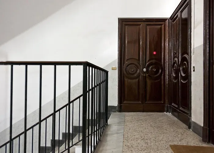 Elegant Apartment At Chiaia By Wonderful Italy