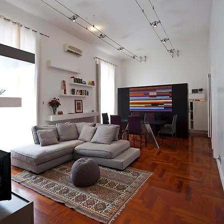 Elegant Apartment At Chiaia By Wonderful Italy Naples Exterior photo